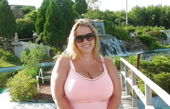monique-cougar-tours