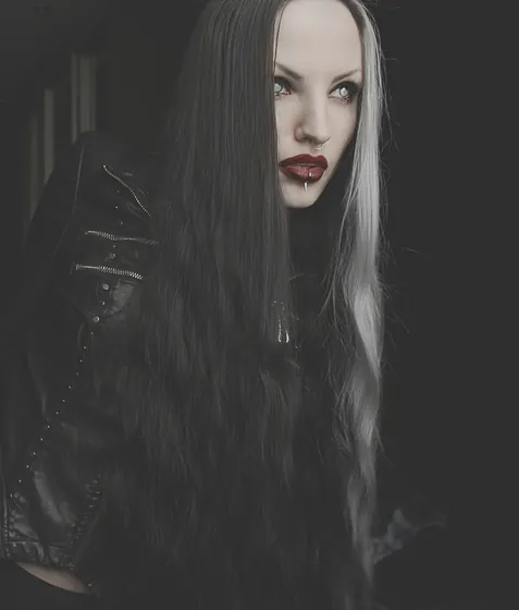 monique-libertine-nice